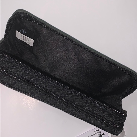 Black Guess Wallet - Picture 5 of 7